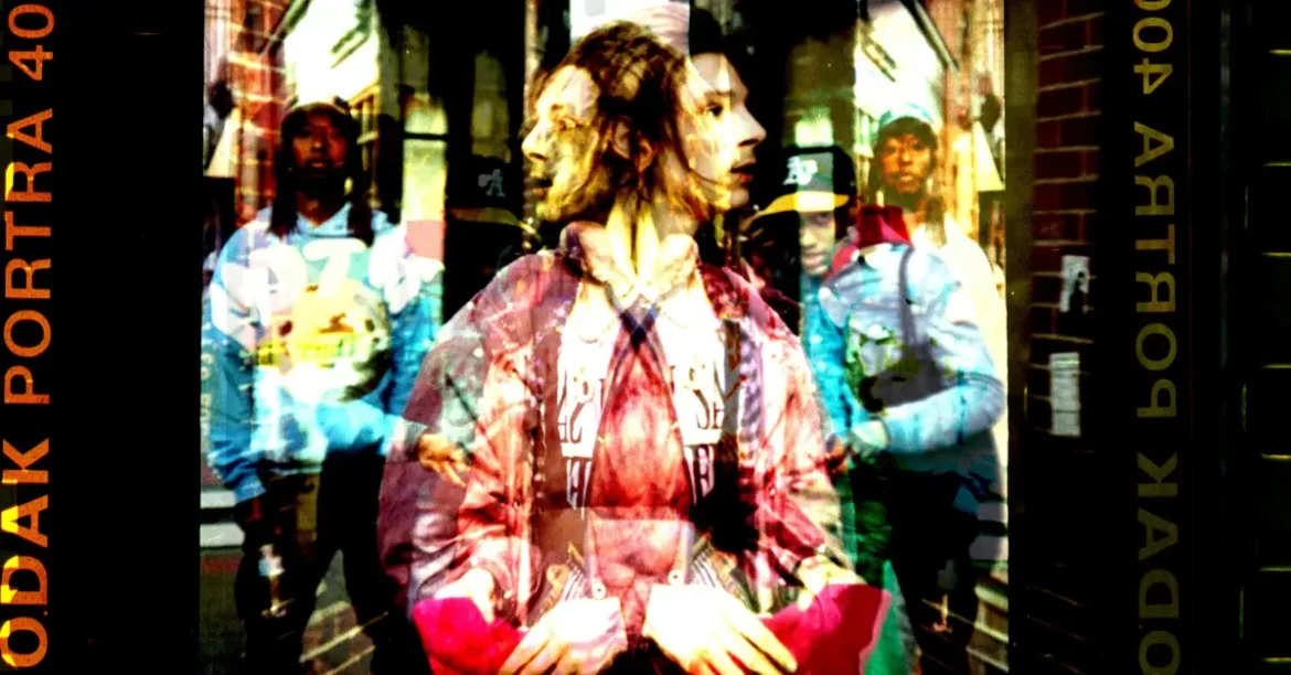 A Guide to Vintage Fashion